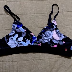 Stance bralette